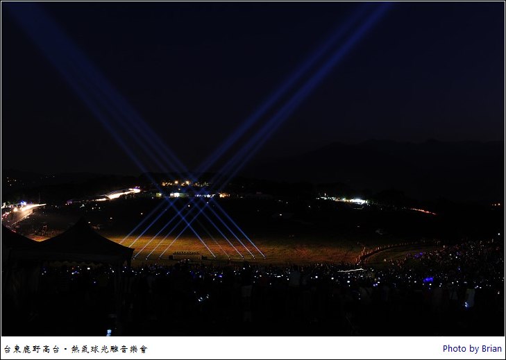 台東熱氣球光雕音樂會。鹿野高台夜裡的饗宴 @布萊恩:觀景窗看世界。美麗無限