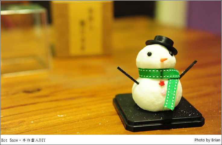 天啊我在台灣可以玩雪。2015聖誕最新創意聖誕禮物(交換禮物)-手作雪人DIY @布萊恩:觀景窗看世界。美麗無限