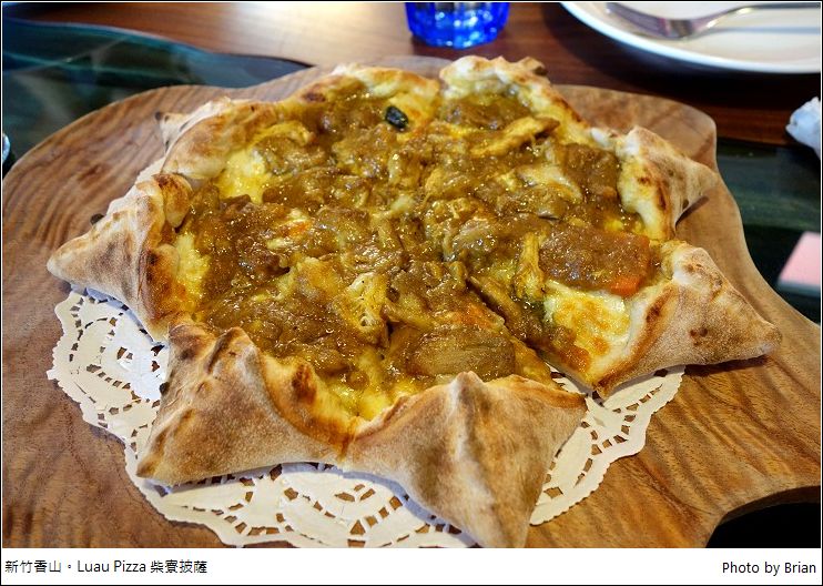 新竹香山 Luau Pizza 柴寮披薩。元培科技大學附近隱藏版美食(IG 打卡熱點) @布萊恩:觀景窗看世界。美麗無限
